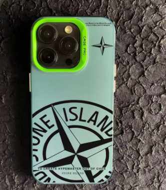 Coque Stone Island Verte logo